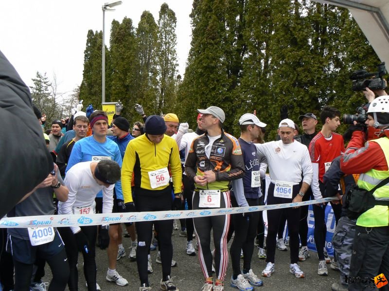 Balaton Szupermaraton futóverseny balaton_szupermaraton_395.jpg balaton_szupermaraton_395.jpg Balaton Szupermaraton ultramarathon futóverseny, balaton_szupermaraton_395.jpg