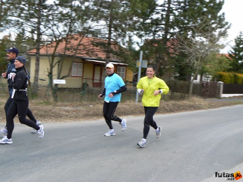 Balaton Szupermaraton futóverseny balaton_szupermaraton_420.jpg balaton_szupermaraton_420.jpg Balaton Szupermaraton ultramarathon futóverseny, balaton_szupermaraton_420.jpg