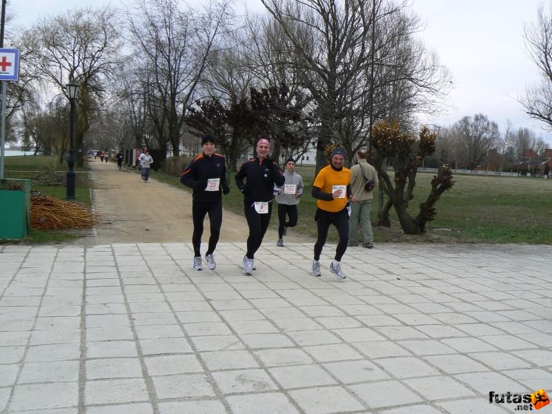 Balaton Szupermaraton futóverseny balaton_szupermaraton_424.jpg balatoni ultrafutók Balaton Szupermaraton ultramarathon futóverseny, balatoni ultrafutók