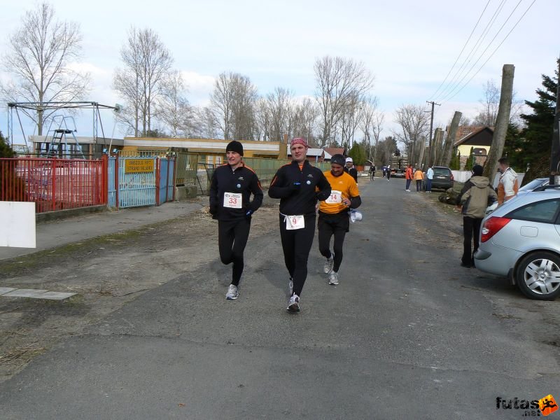 Balaton Szupermaraton futóverseny balaton_szupermaraton_456.jpg balaton_szupermaraton_456.jpg Balaton Szupermaraton ultramarathon futóverseny, balaton_szupermaraton_456.jpg
