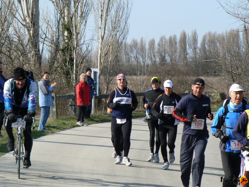 Balaton Szupermaraton futóverseny balaton_szupermaraton_687.jpg balaton_szupermaraton_687.jpg Balaton Szupermaraton ultramarathon futóverseny, balaton_szupermaraton_687.jpg