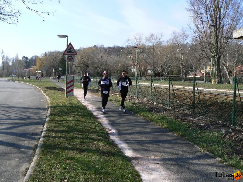 Balaton Szupermaraton futóverseny balaton_szupermaraton_710.jpg balaton_szupermaraton_710.jpg Balaton Szupermaraton ultramarathon futóverseny, balaton_szupermaraton_710.jpg