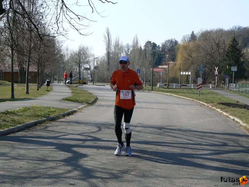 Balaton Szupermaraton futóverseny balaton_szupermaraton_713.jpg balaton_szupermaraton_713.jpg Balaton Szupermaraton ultramarathon futóverseny, balaton_szupermaraton_713.jpg