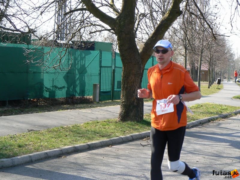 Balaton Szupermaraton futóverseny balaton_szupermaraton_714.jpg balaton_szupermaraton_714.jpg Balaton Szupermaraton ultramarathon futóverseny, balaton_szupermaraton_714.jpg