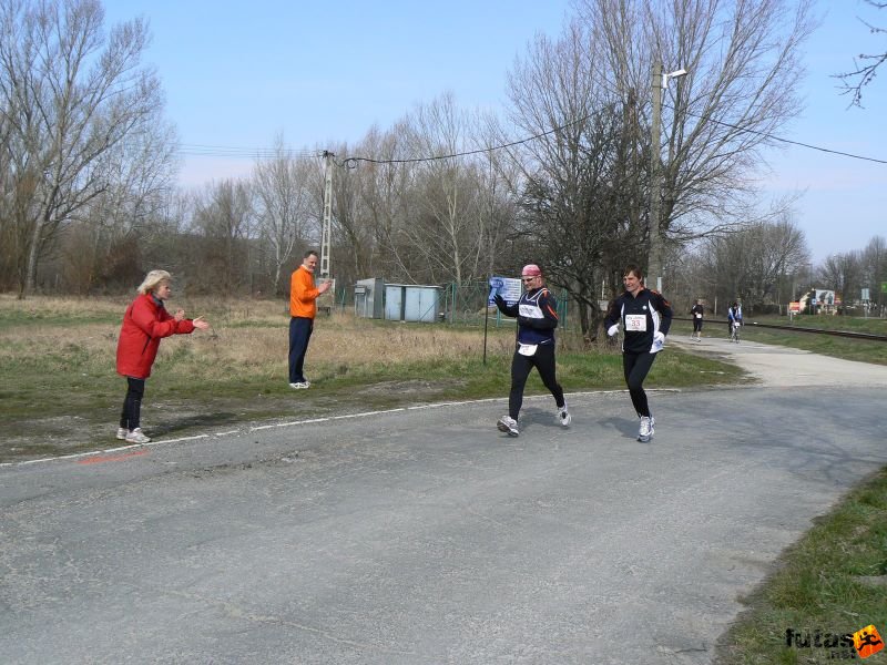 Balaton Szupermaraton futóverseny balaton_szupermaraton_729.jpg balaton_szupermaraton_729.jpg Balaton Szupermaraton ultramarathon futóverseny, balaton_szupermaraton_729.jpg