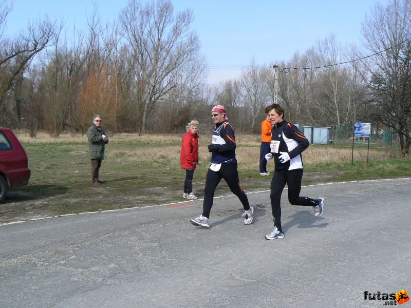 Balaton Szupermaraton futóverseny balaton_szupermaraton_730.jpg balaton_szupermaraton_730.jpg Balaton Szupermaraton ultramarathon futóverseny, balaton_szupermaraton_730.jpg