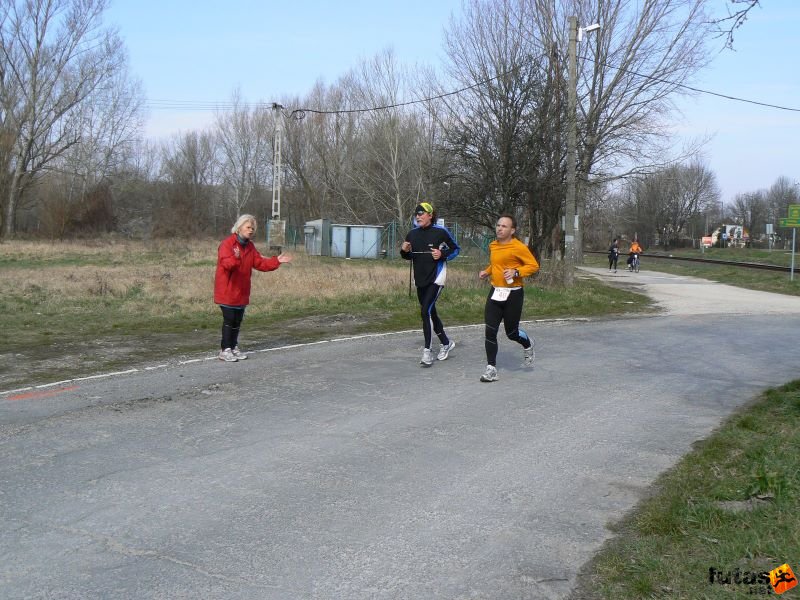 Balaton Szupermaraton futóverseny balaton_szupermaraton_732.jpg balaton_szupermaraton_732.jpg Balaton Szupermaraton ultramarathon futóverseny, balaton_szupermaraton_732.jpg