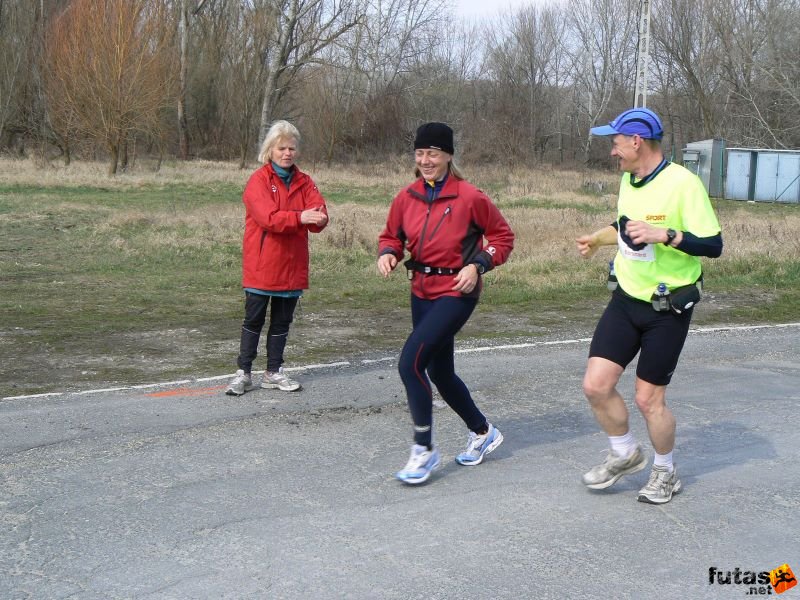 Balaton Szupermaraton futóverseny balaton_szupermaraton_734.jpg balaton_szupermaraton_734.jpg Balaton Szupermaraton ultramarathon futóverseny, balaton_szupermaraton_734.jpg