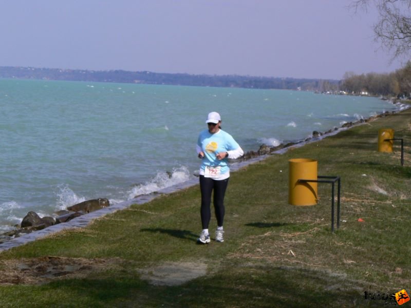 Balaton Szupermaraton futóverseny balaton_szupermaraton_767.jpg balaton_szupermaraton_767.jpg Balaton Szupermaraton ultramarathon futóverseny, balaton_szupermaraton_767.jpg
