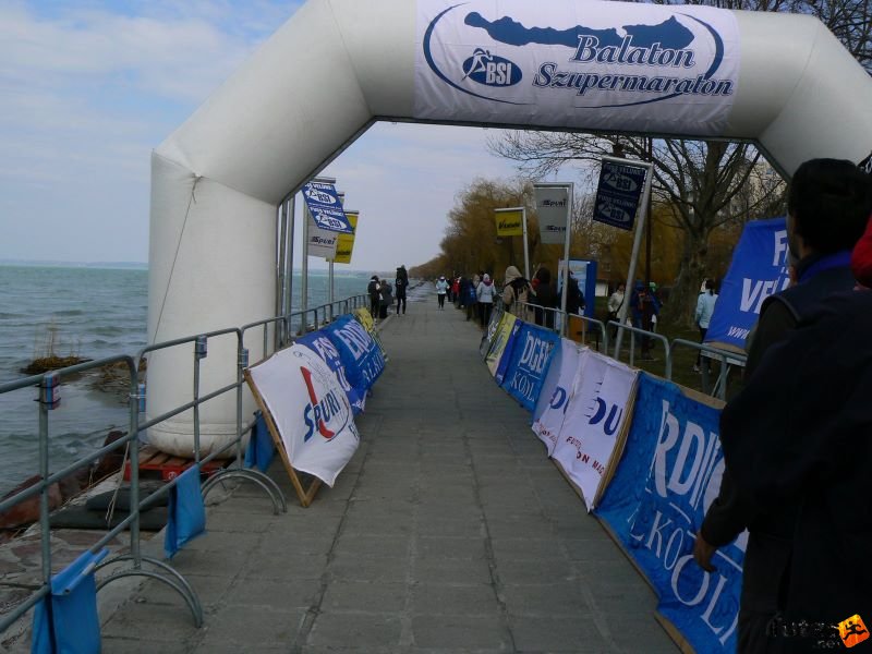 Balaton Szupermaraton futóverseny balaton_szupermaraton_773.jpg balaton_szupermaraton_773.jpg Balaton Szupermaraton ultramarathon futóverseny, balaton_szupermaraton_773.jpg