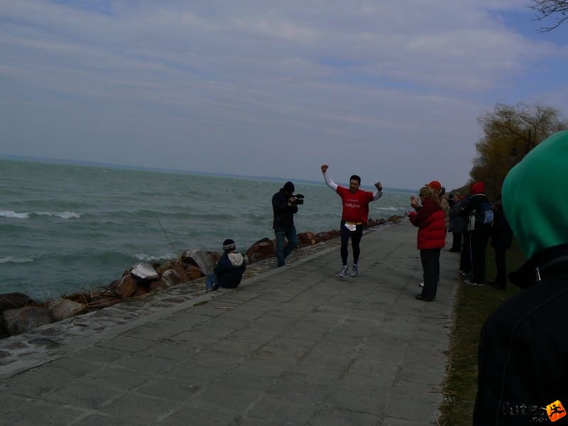Balaton Szupermaraton futóverseny balaton_szupermaraton_786.jpg balaton_szupermaraton_786.jpg Balaton Szupermaraton ultramarathon futóverseny, balaton_szupermaraton_786.jpg
