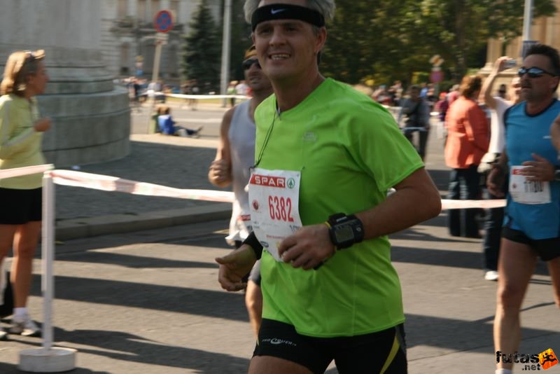 Spar Budapest Maraton 2009 Stelkovics Gábor, Budaörs Spar Budapest Maraton Running Spar Budapest Marathon Heroes' Square, Stelkovics Gábor, Budaörs