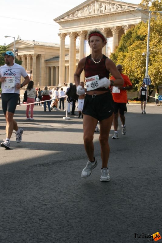 Spar Budapest Maraton futás 2009 Suprenant Paula USA Haifa Spar Budapest Maraton futás Hősök tere, Suprenant Paula USA Haifa