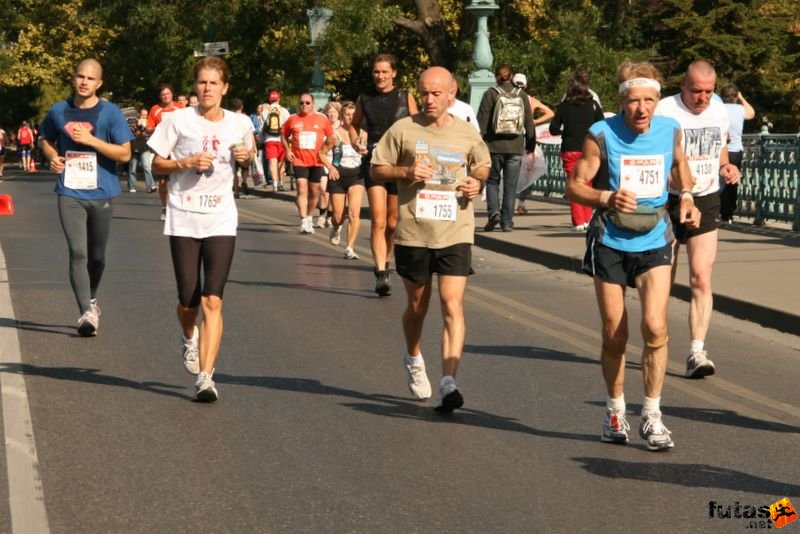 Spar Budapest Maraton futás 2009 Jakab Péter Zsolt, Bánáti Tiborné, Nyisztor Tibor, Buliczka László 1941, Van Gasteren Peter Beusichem Spar Budapest Maraton futás Hősök tere, Jakab Péter Zsolt, Bánáti Tiborné, Nyisztor Tibor, Buliczka László 1941, Van Gasteren Peter Beusichem