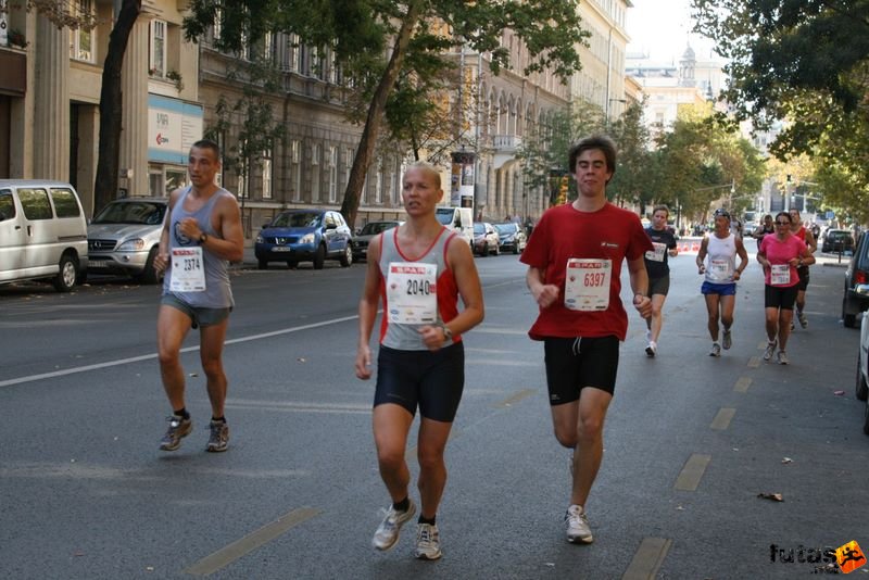 Budapest Marathon 2009 spar_budapest_marathon_3957.jpg Spar Budapest Marathon, Run in Hungary Budapest Marathon Hungary 2009, spar_budapest_marathon_3957.jpg