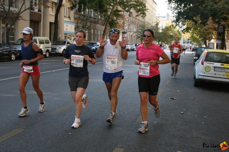 Budapest Maraton futás 2009, Pecsenye
