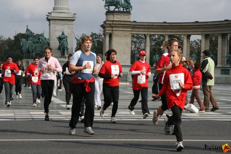 Coca-Cola Női Futás, Budapest Női Futógála, Hősök tere, coca_cola_futogala_443.jpg