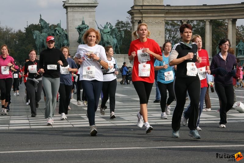 Coca-Cola Női Futás, Budapest Női Futógála, Hősök tere, coca_cola_futogala_449.jpg