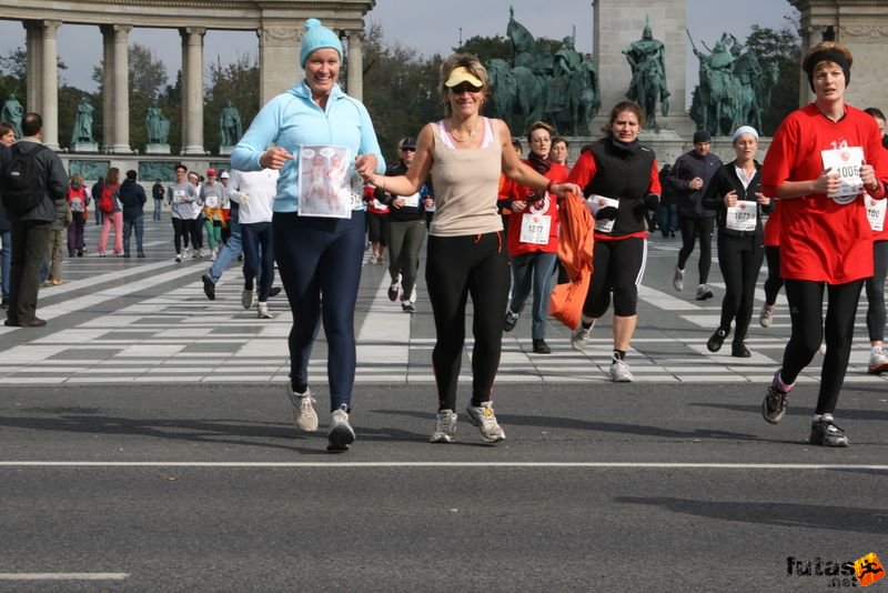Coca-Cola Női Futás coca_cola_futogala_482.jpg Coca-Cola Női Futás, Budapest Női Futógála, Hősök tere, coca_cola_futogala_482.jpg
