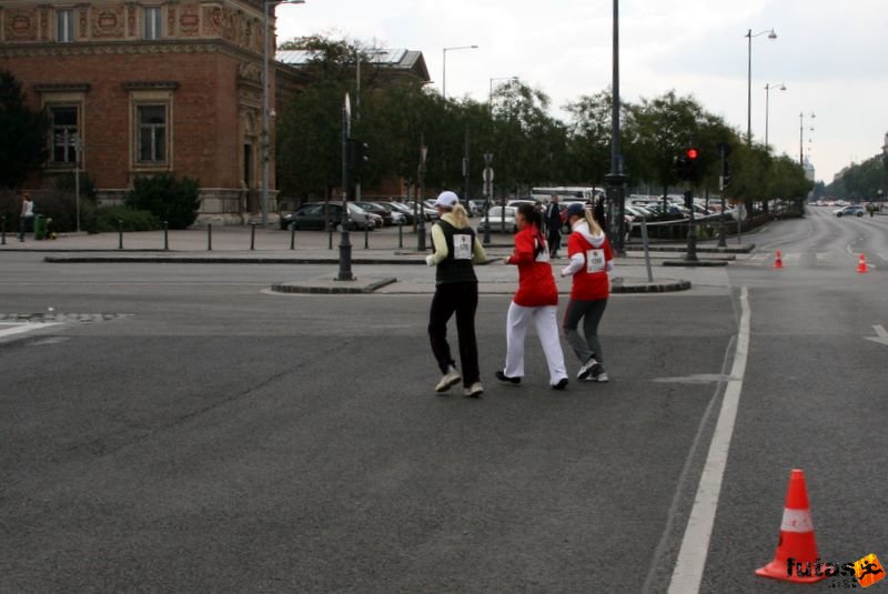 Coca-Cola Női Futás coca_cola_futogala_767.jpg Coca-Cola Testébresztő Női Futógála, Női Futás, coca_cola_futogala_767.jpg