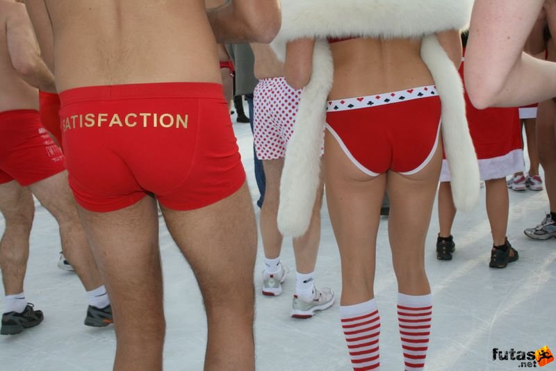 Fürdőruhás Mikulás Kocogás Satisfaction Fürdőruhás Mikulás Kocogás, Satisfaction