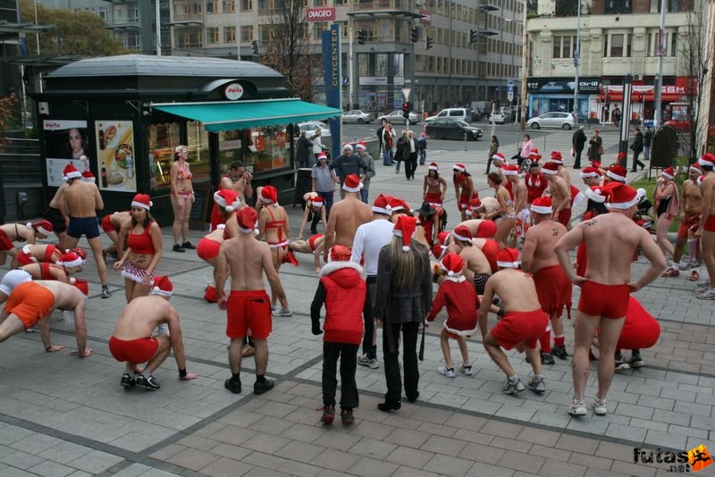 Fürdőruhás Mikulás Kocogás, mikulas_kocogas_budapest_518.jpg