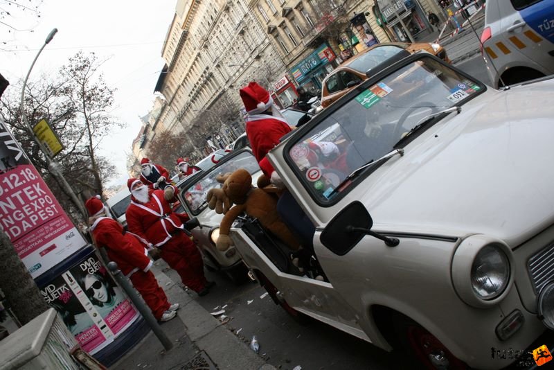 Fürdőruhás Mikulás Kocogás mikulas_kocogas_budapest_623.jpg Fürdőruhás Mikulás Kocogás, mikulas_kocogas_budapest_623.jpg