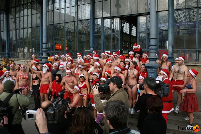 Fürdőruhás Mikulás Kocogás, mikulas_kocogas_budapest_679.jpg