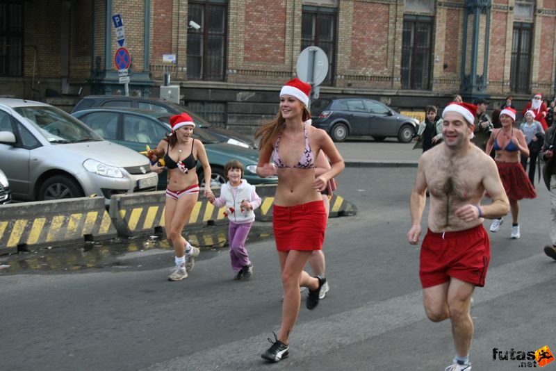 Fürdőruhás Mikulás Kocogás, mikulas_kocogas_budapest_703.jpg