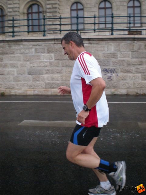 Generali futógála, 10 kilométeres Duna-parti futás Budapest generali_duna_parti_futogala_1844.jpg bocsi