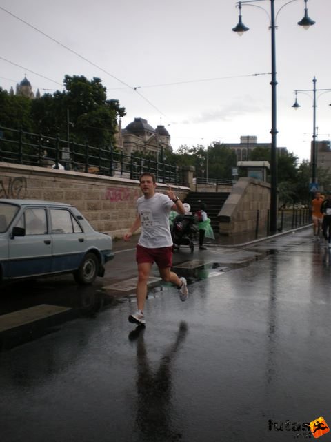 Generali futógála, 10 kilométeres Duna-parti futás Budapest generali_duna_parti_futogala_1847.jpg Fehér Csaba