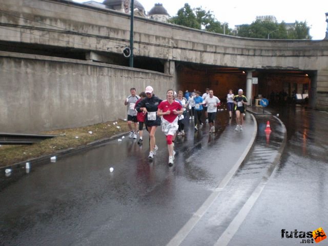 Generali futógála, 10 kilométeres Duna-parti futás Budapest generali_duna_parti_futogala_1881.jpg generali_duna_parti_futogala_1881.jpg