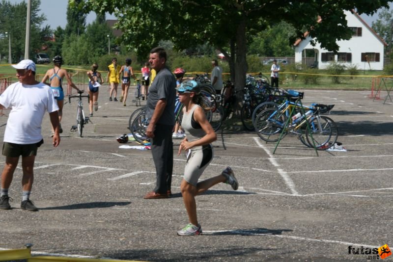 Tisza-tó Triatlon Fesztivál, Kisköre Triatlon kiskore_triatlon_380.jpg KEREKES LILIAN