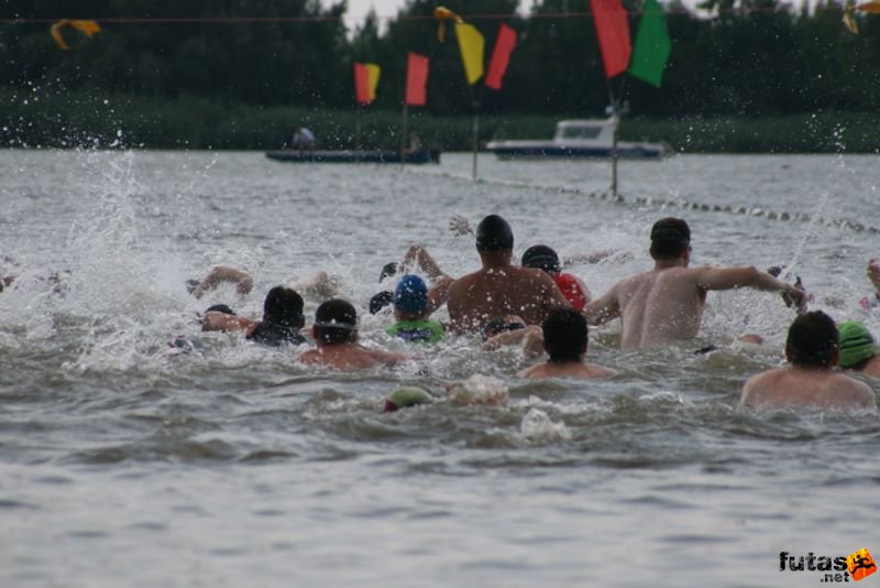 Tisza-tó Triatlon Fesztivál, Kisköre Triatlon kiskore_triatlon_507.jpg triatlon úszás