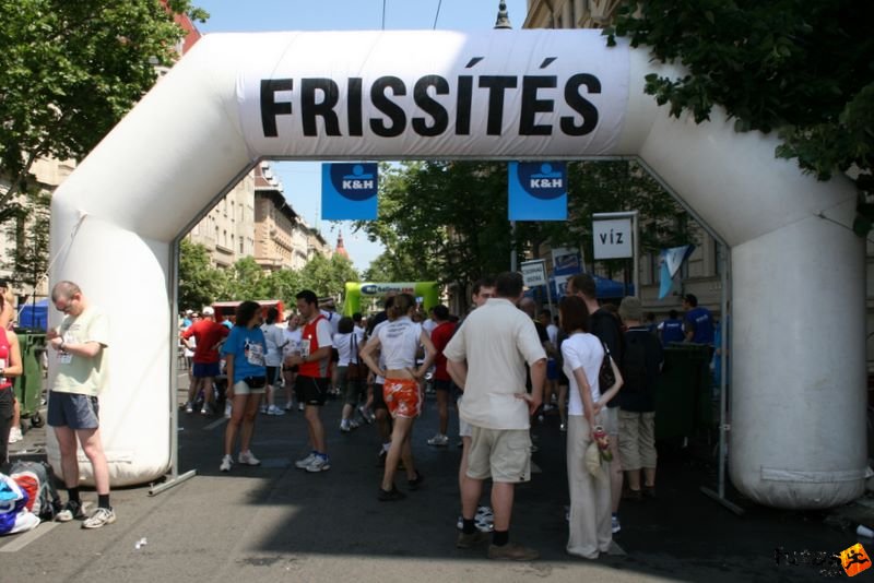 16. K&H Marathon és félmaraton váltó maraton_1680.jpg Frissítés K&H Olimpiai Marathon és félmaraton váltó futás Budapest képek 5. fotók maraton_1680.jpg Frissítés