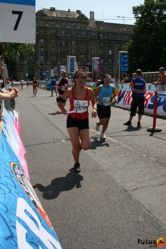 16. K&H Marathon és félmaraton váltó maraton_1707.jpg futás K&H Olimpiai Marathon és félmaraton váltó futás Budapest képek 5. fotók maraton_1707.jpg futás