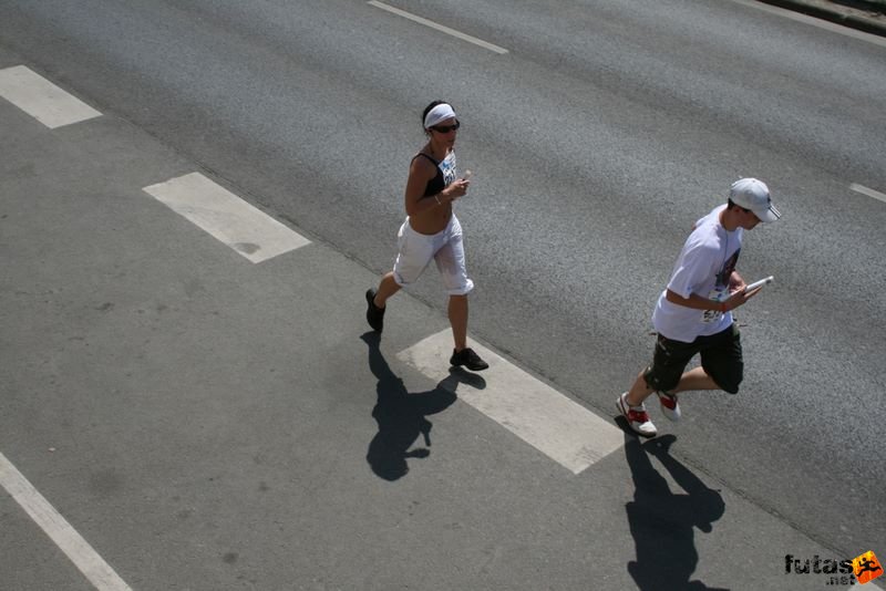 16. K&H Marathon és félmaraton váltó maraton_1753.jpg maraton_1753.jpg K&H Olimpiai Marathon és félmaraton váltó futás Budapest képek 5. fotók maraton_1753.jpg maraton_1753.jpg