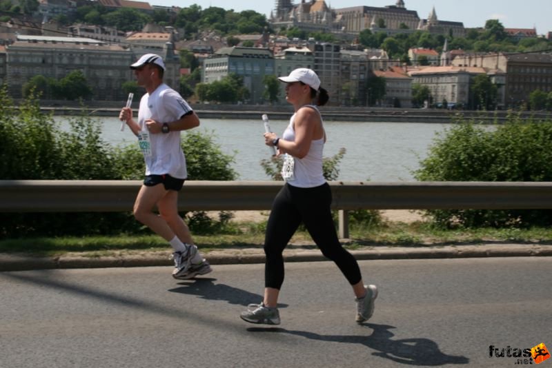 16. K&H Marathon és félmaraton váltó maraton_1757.jpg maraton_1757.jpg K&H Olimpiai Marathon és félmaraton váltó futás Budapest képek 5. fotók maraton_1757.jpg maraton_1757.jpg