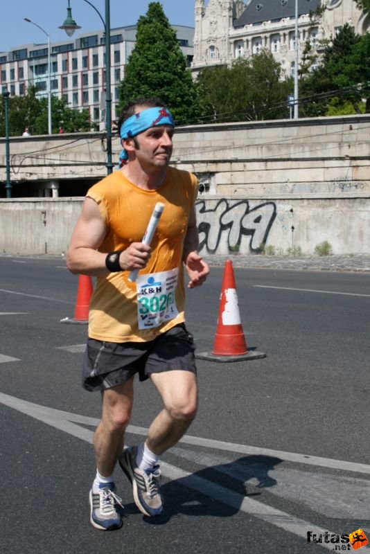 16. K&H Marathon és félmaraton váltó maraton_1837.jpg maraton_1837.jpg K&H Olimpiai Marathon és félmaraton váltó futás Budapest képek 5. fotók maraton_1837.jpg maraton_1837.jpg