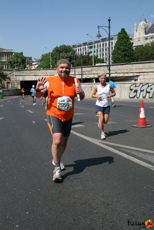 16. K&H Marathon és félmaraton váltó maraton_1849.jpg futunk, Csak Lazán K&H Olimpiai Marathon és félmaraton váltó futás Budapest képek 5. fotók maraton_1849.jpg futunk, Csak Lazán