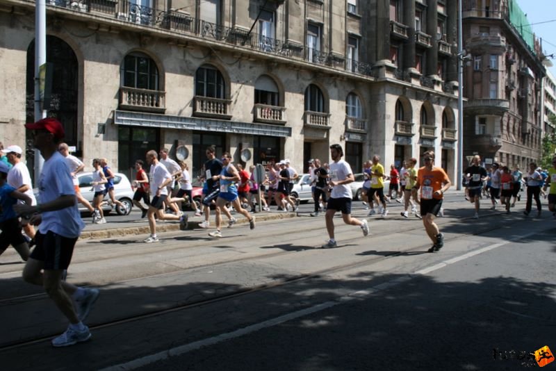 K&H Olimpiai Maraton és félmaraton váltó futás Budapest képek 1. fotók maraton_0895.jpg maraton_0895.jpg
