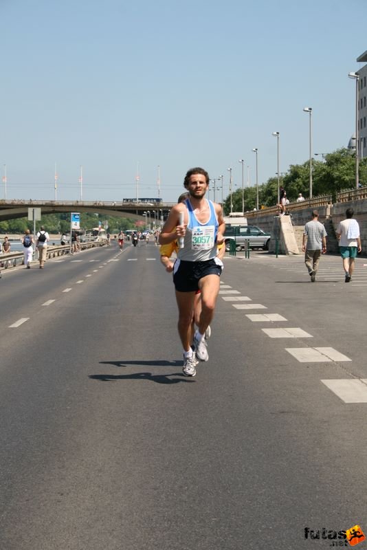 K&H Olimpiai Maraton és félmaraton váltó futás Budapest képek 1. fotók maraton_0916.jpg maraton_0916.jpg