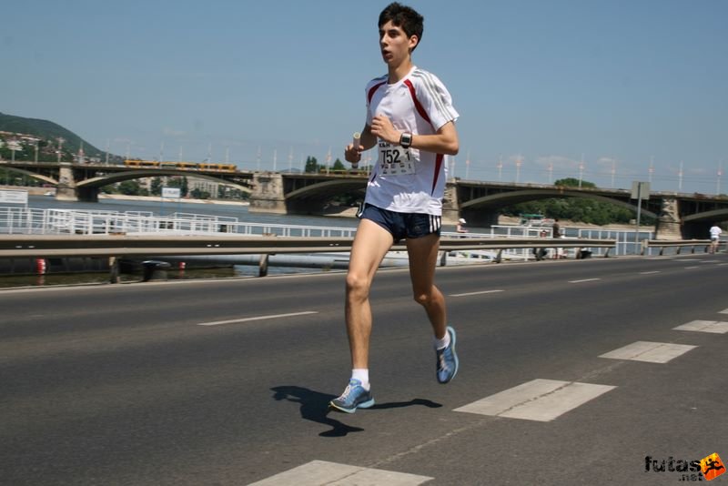 K&H Olimpiai Maraton és félmaraton váltó futás Budapest képek 1. fotók maraton_0919.jpg maraton_0919.jpg