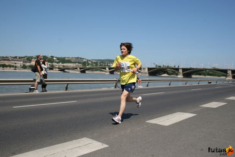 K&H Olimpiai Maraton és félmaraton váltó futás Budapest képek 1. fotók maraton_0933.jpg maraton_0933.jpg