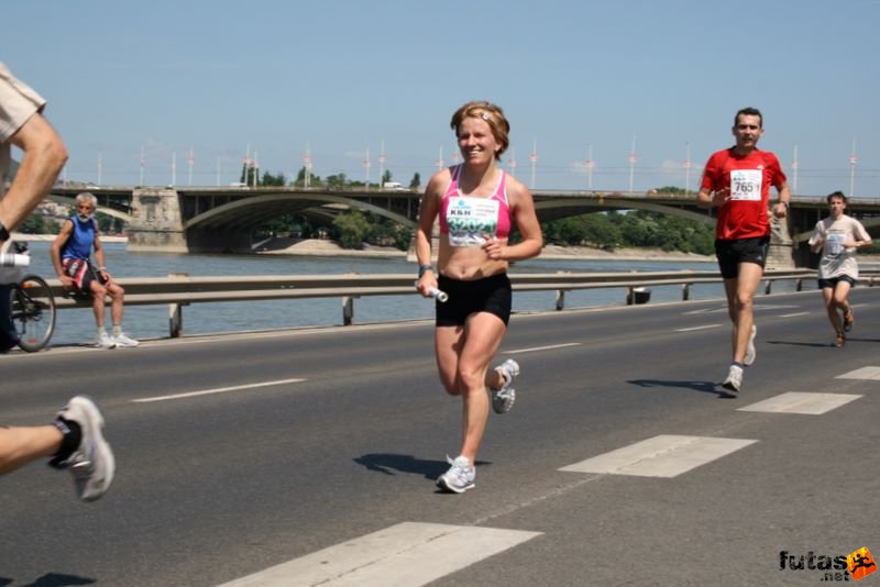 K&H Olimpiai Maraton és félmaraton váltó futás Budapest képek 1. fotók maraton_0936.jpg maraton_0936.jpg