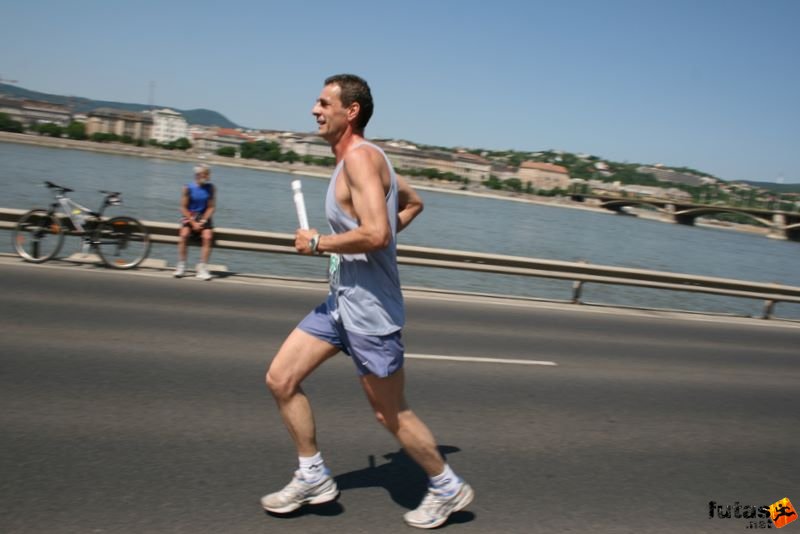 K&H Olimpiai Maraton és félmaraton váltó futás Budapest képek 1. fotók maraton_0939.jpg maraton_0939.jpg