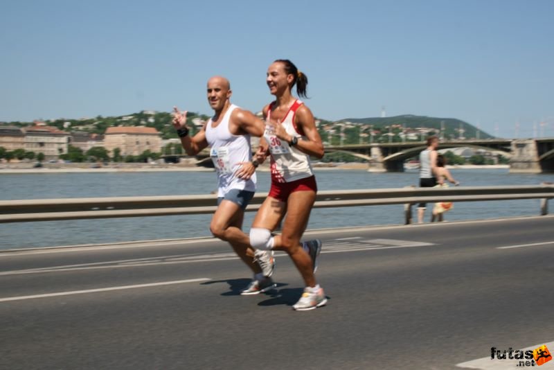 K&H Olimpiai Maraton és félmaraton váltó futás Budapest képek 1. fotók maraton_0942.jpg maraton_0942.jpg