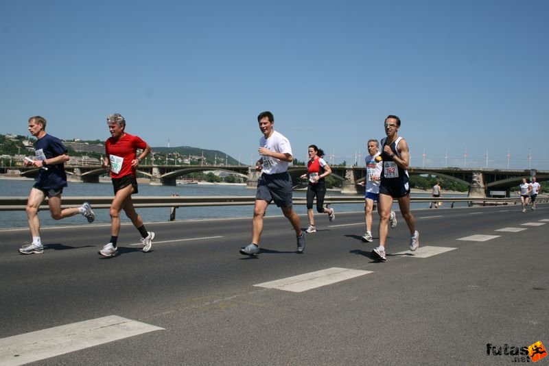 K&H Olimpiai Maraton és félmaraton váltó futás Budapest képek 1. fotók maraton_0946.jpg maraton_0946.jpg