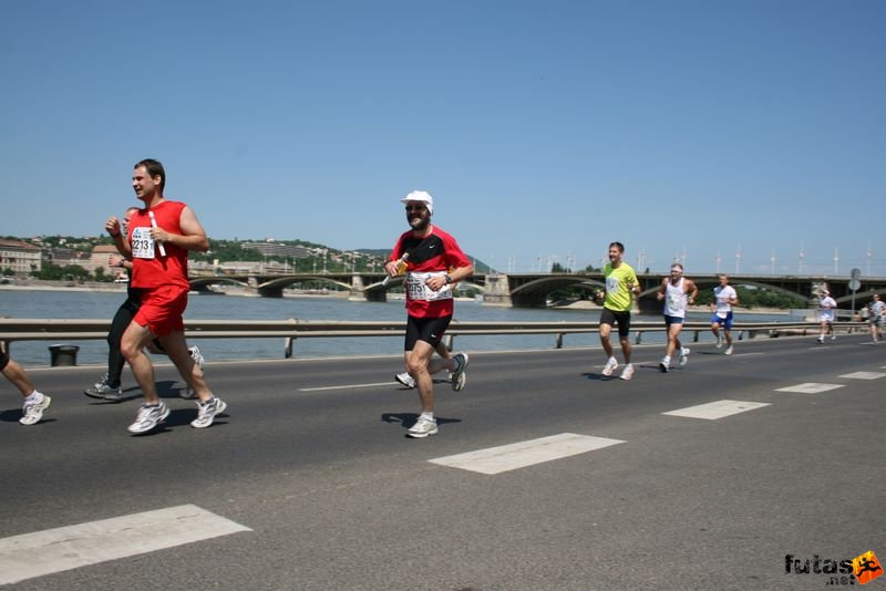 K&H Olimpiai Maraton és félmaraton váltó futás Budapest képek 1. fotók maraton_0951.jpg maraton_0951.jpg