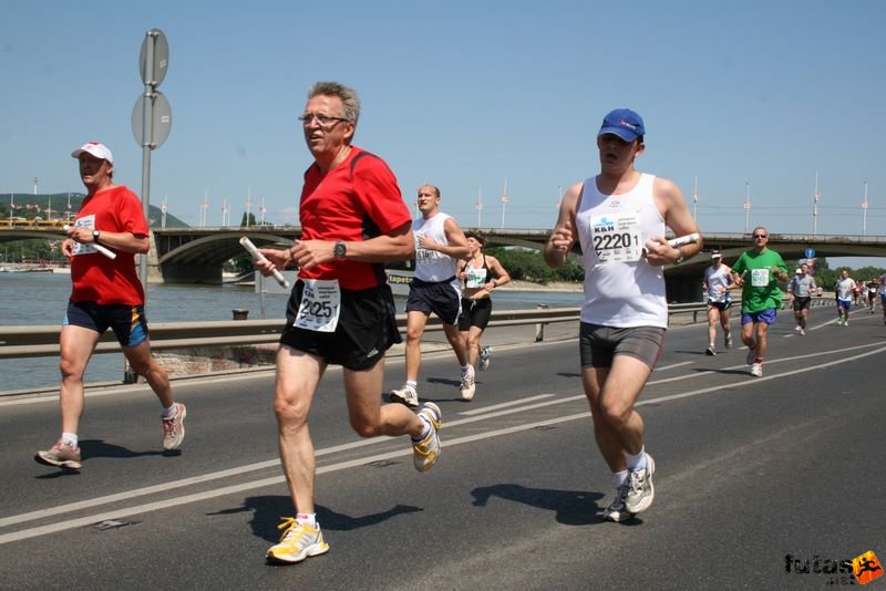 K&H Olimpiai Maraton és félmaraton váltó futás Budapest képek 1. fotók maraton_0962.jpg maraton_0962.jpg